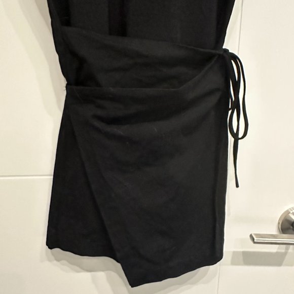 Black Wrap-Around Tie Waist T-Shirt Mini Dress - Picture 3 of 6